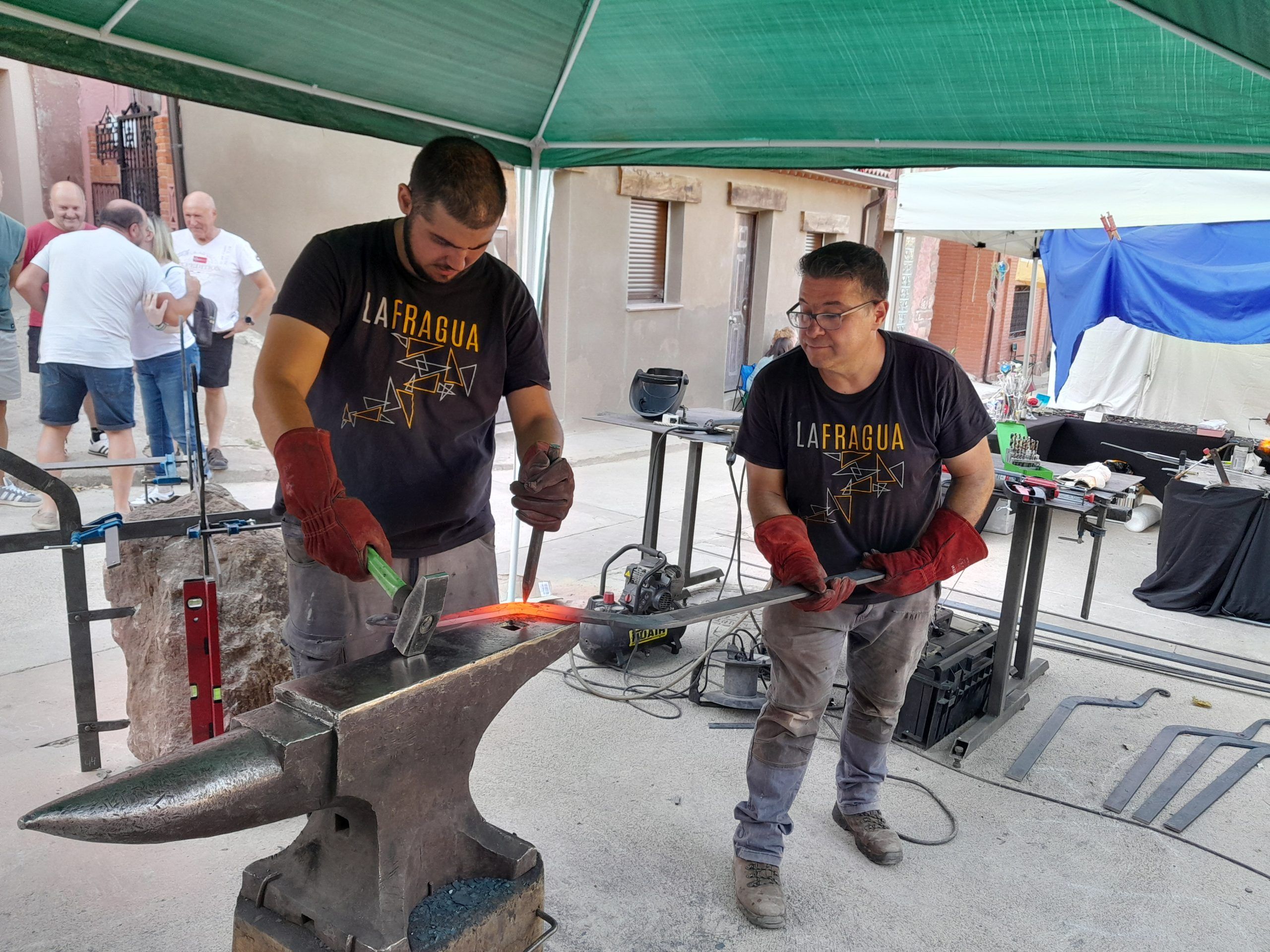 foto de exhibición de forja en directo
