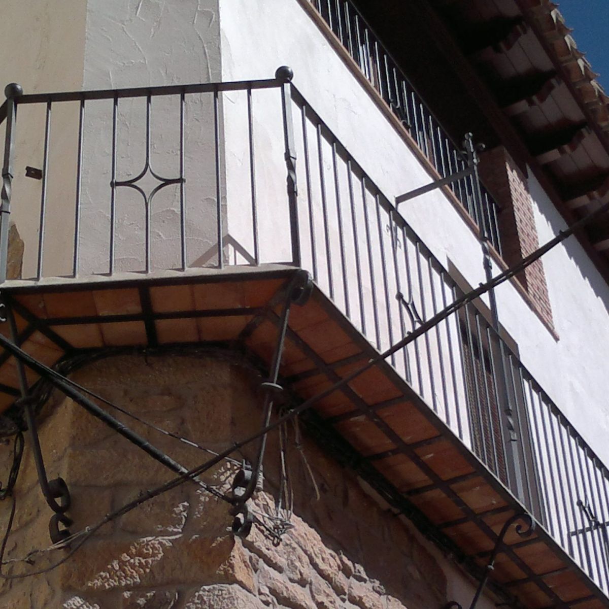 Foto de trabajo de balcones y rejas